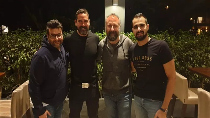 أمير كرارة ووليد منصور يحتفلان بأول أيام تصوير خالد أرجنيش