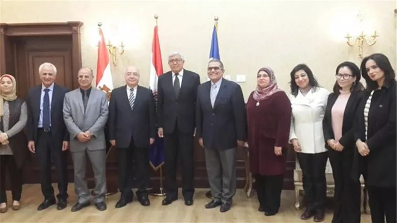 سفير جمهورية باراجواي يزور جامعة بدر 