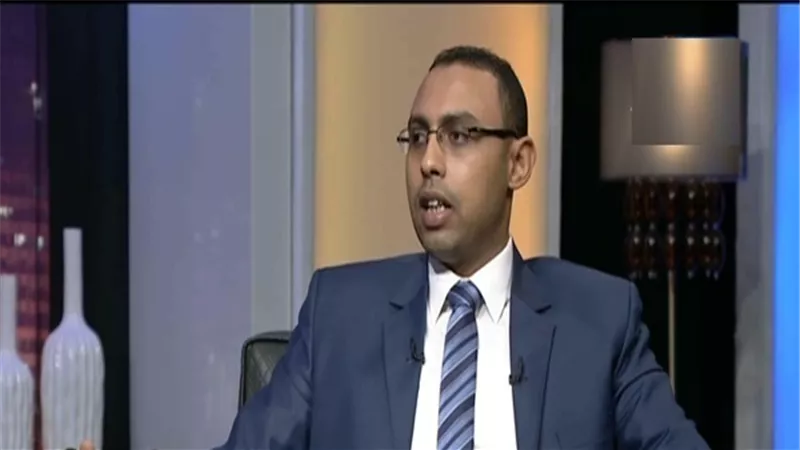 بالفيديو.. خبير اقتصادى يكشف دور البنك المركزى لكسب ثقة المستثمرين الاجانب