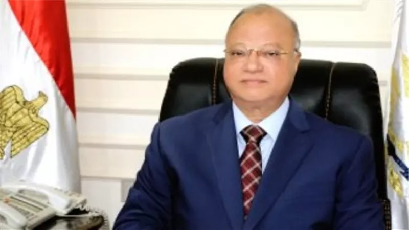 حملات مستمرة علي مدار 24 ساعة لتنفيذ إزالة فورية لجميع العقارات المخالفة 