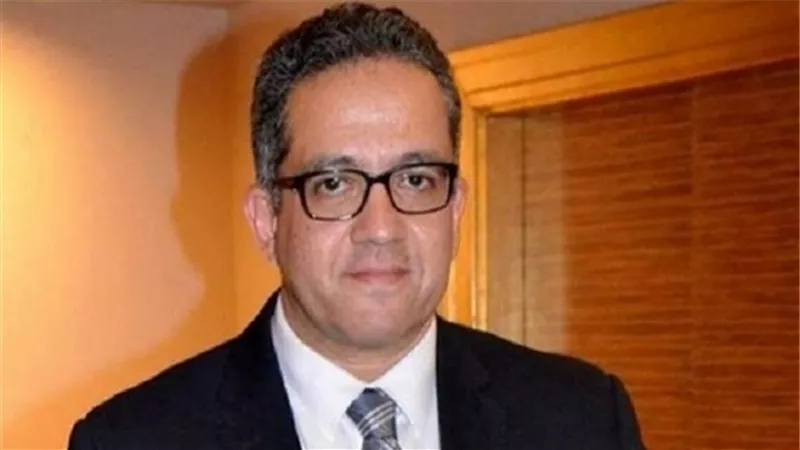 وزير الاثار: اشراك القطاع الخاص فى تقديم الخدمات المقدمة للسائحين بالمناطق الأثرية 