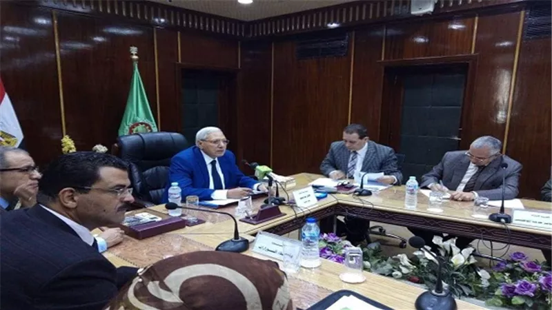 تحويل موظف بالمنصورة للتحقيق في صحة ترخيص بناء
