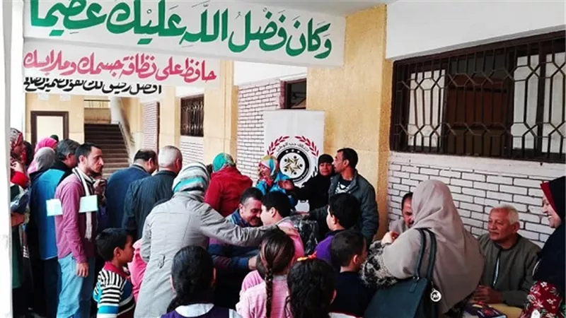 حب الوطن بالجيزة يوزيع ملابس الشتاء على 23مدرسة بأوسيم.. اليوم