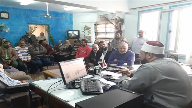 وكيل أوقاف السويس يشدد فى اجتماعه بالموظفين علي الالتزام بضوابط العمل