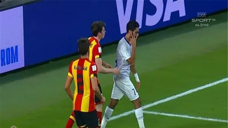 لعنة الأهلي تطارد الترجي.. أبناء تونس يهزمون بمونديال الأندية بثلاثية قاسية.. وثورة ضد المتسببين في الخسارة
