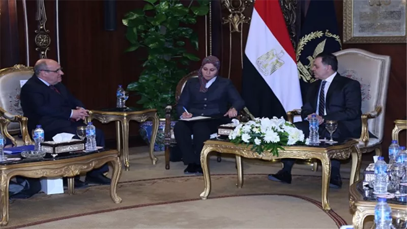  وزير الداخلية يستقبل مدير عام المنظمة الدولية للهجرة