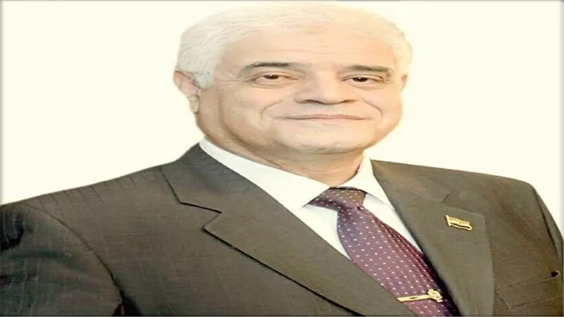 رئيس حي البساتين يصادر خلاطة خرسانية تقوم بأعمال بناء مخالف