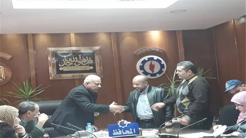 هموم 24 مواطناً في اللقاء الجماهيري الـ 13 لمحافظ السويس