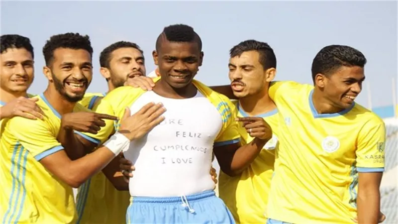 نجم الدراويش السابق 