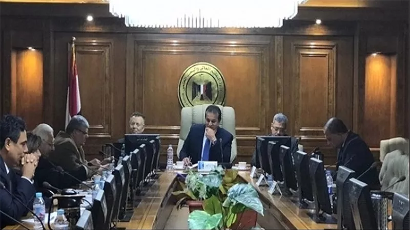 وزير التعليم العالي يرأس اجتماع صندوق العلوم والتنمية التكنولوجية