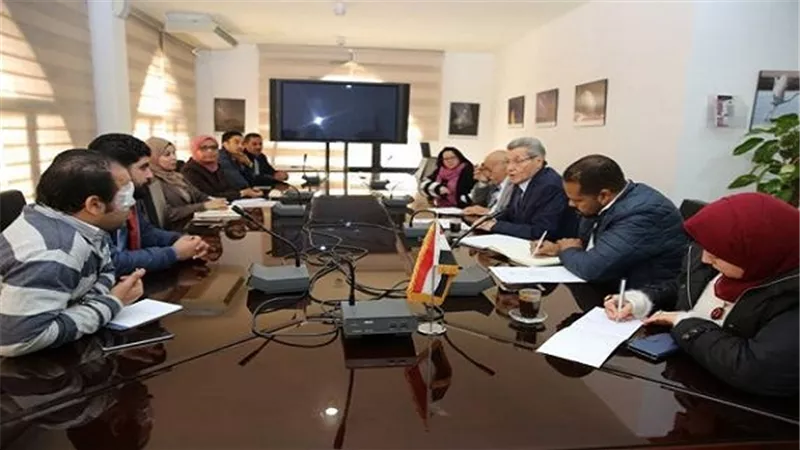 البيئة تعقد اجتماعا لبحث آليات دمج القطاع الخاص فى  منظومة الإدارة المتكاملة للمخلفات