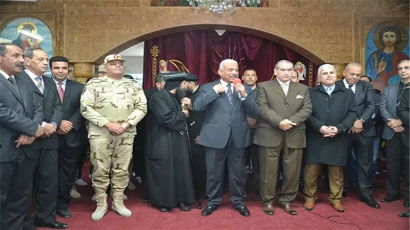 بالصور.. قيادات السويس والجيش يهنئون اقباط  المحافظة برأس السنة الميلادية الجديدة