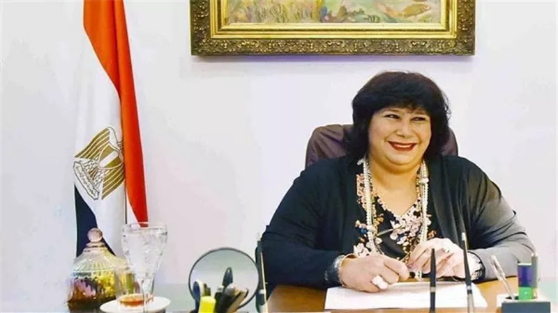 وزير الثقافة تتفقد مبنى دار الكتب لافتتاحه الاحد بعد التطوير 