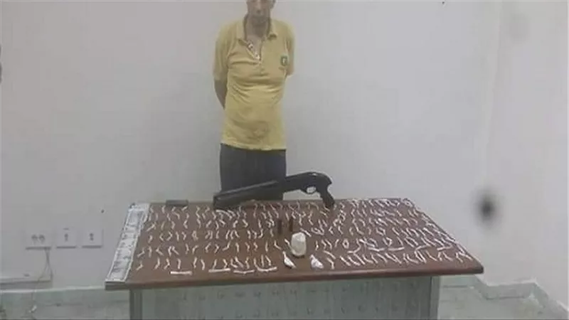 ضبط 122 لفافة هيروين وفرد خرطوش بحوزة عاطل بطنطا