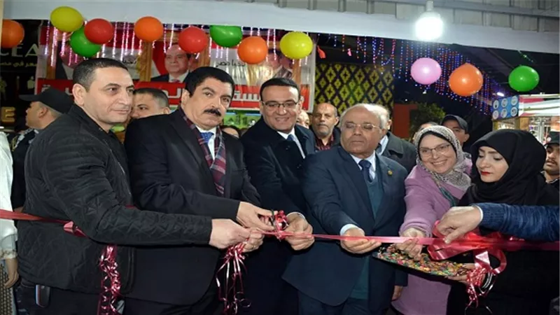 مرزوق والفيومي وحسب الله  يفتتحون معرض الاسرة بالمؤسسة العمالية بشبرا الخيمة