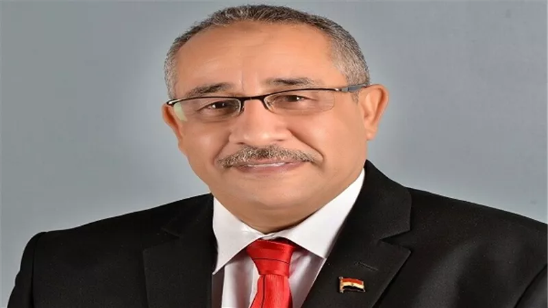 نائب سويسى: هل هشام طلعت مصطفى يفكر فى شراء ارض مقابر السويس القديمة؟