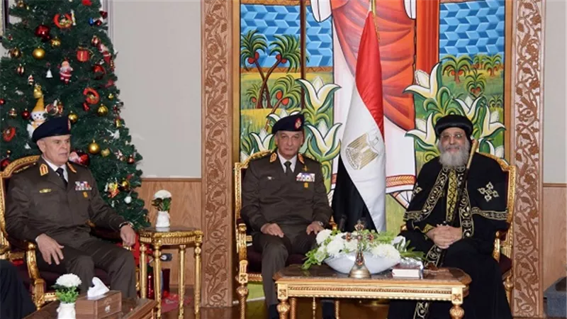 وزير الدفاع يهنئ البابا تواضروس الثانى بمناسبة عيد الميلاد المجيد