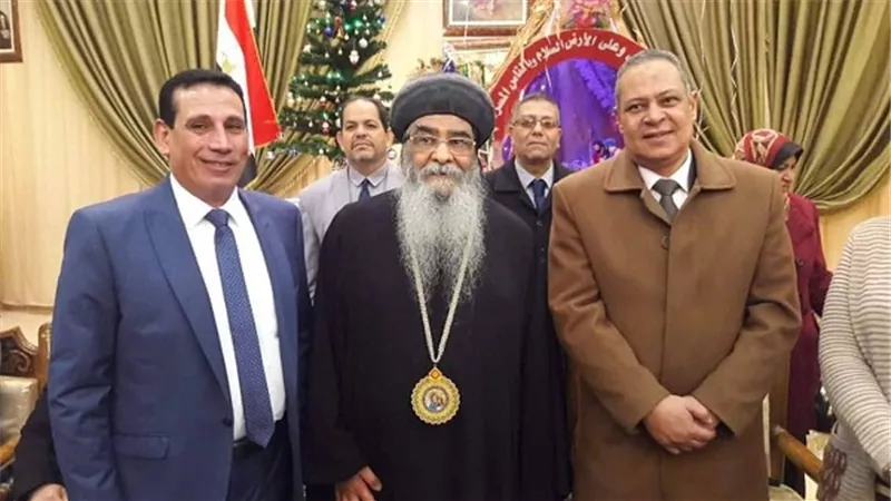 في اطار تفعيل مبادرة بيت العائلة لطلاب المدارس طلاب ادارة غرب يشاركون في احتفالات الأخوة الأقباط باعيادهم  