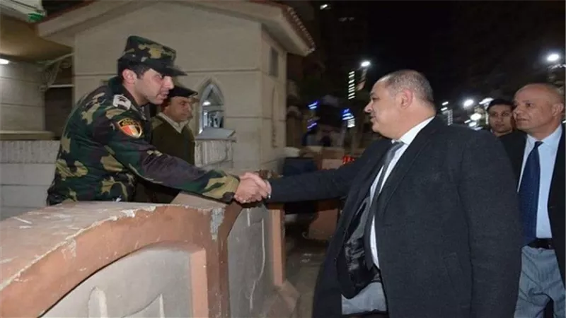 محافظ الغربية ومدير الأمن في زيارة تفقدية لعدد من كنائس طنطا