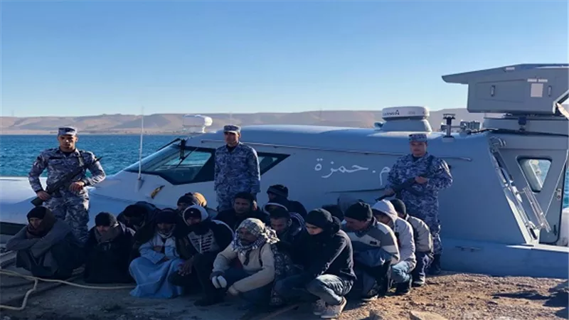 القوات البحرية تنجح فى إحباط محاولة هجرة غير شرعية قرب السلوم