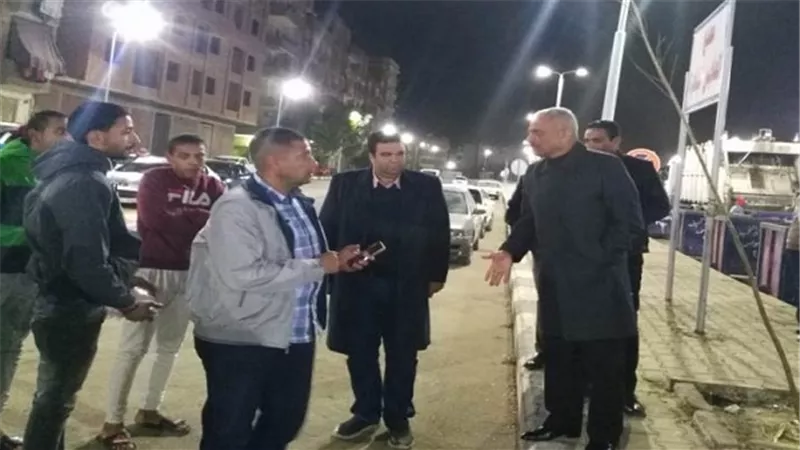 محافظ السويس يتفقد منطقة حي الكويت 
