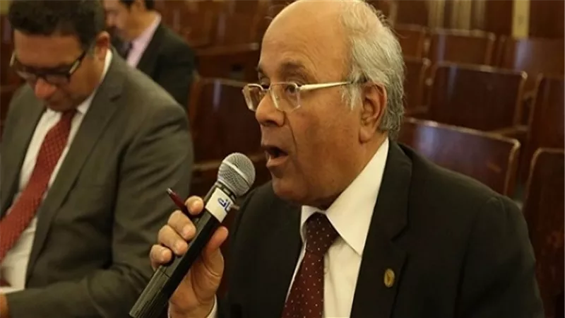 برلمانى: قانون المحال العامة هدفه أحداث التوازن بين المواطن وأصحاب المحال