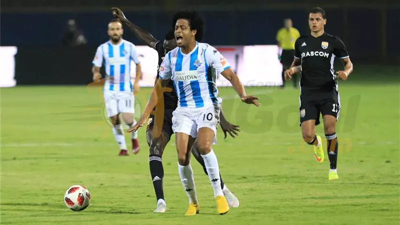 الإماراتي عمر آل علي حكما لمباراة بيراميدز وطلائع الجيش