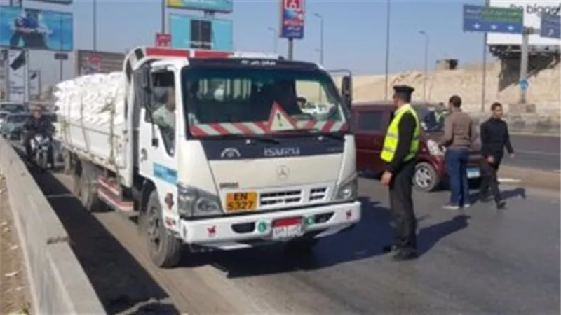 المرور يضبط 5402 مخالفة مرورية بمحاور و ميادين الجيزة خلال 24 ساعة