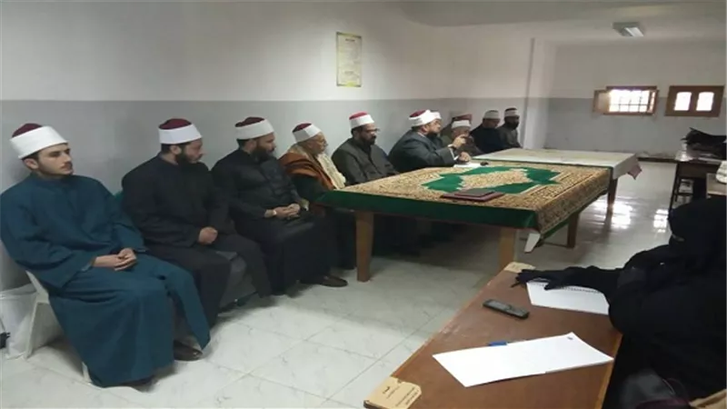 بالصور.. وكيل اوقاف السويس: يفتتح مركز اعداد محفظي القران الكريم