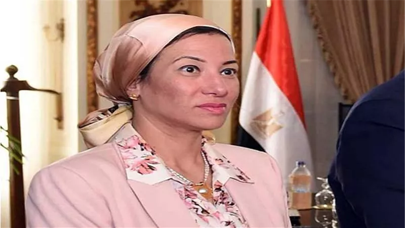 البيئة تبدأ المبادرة المجتمعية للتوعية بمنظومة المخلفات داخل جامعة مدينة السادات
