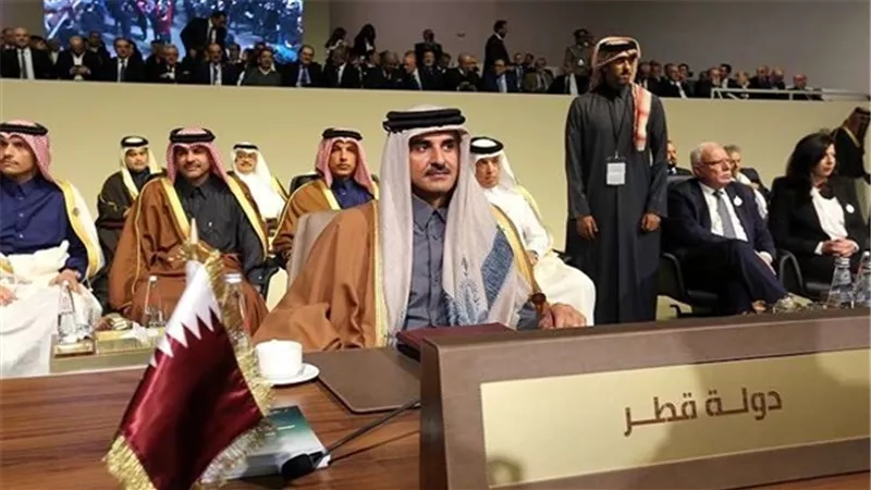 أمير قطر يغادر بيروت بعد مشاركته بافتتاحية القمة الاقتصادية