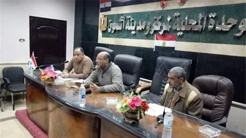 محافظ المنوفية يستقبل رئيس حزب الحرية بمكتبه بالديوان العام