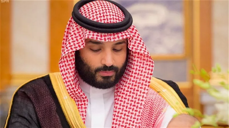 ولي العهد السعودي يجري اتصالا هاتفيا برئيس الوزراء العراقي