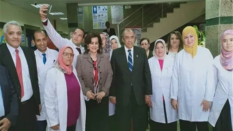 وزير الزراعة ومحافظ البحر الأحمر يفتتحان المعمل الفرعي لصحة الحيوان بالغردقة 