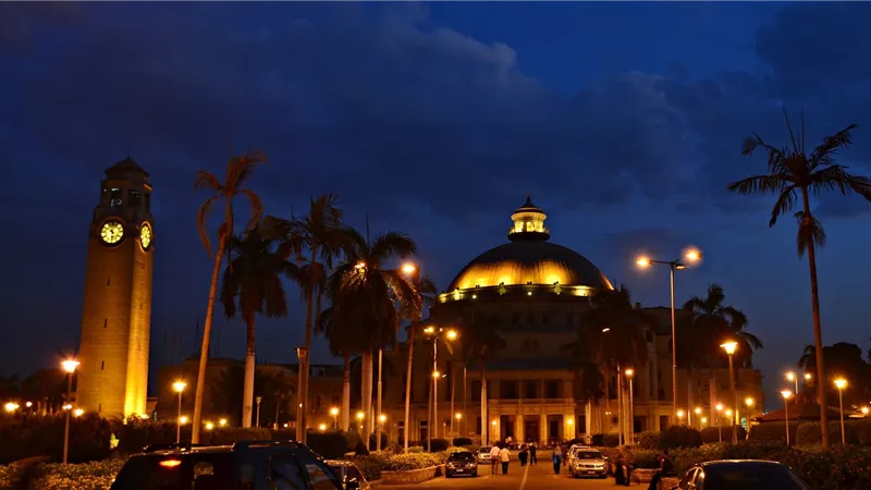 جامعة القاهرة تقرر إنشاء أول كلية لعلوم 