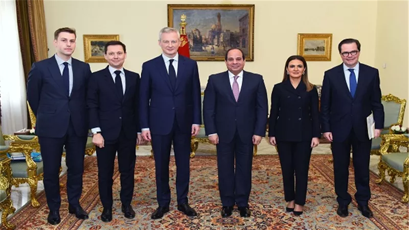 بسام راضي: السيسي يتلقى رسالة من ماكرون ويشيد بالعلاقة مع فرنسا