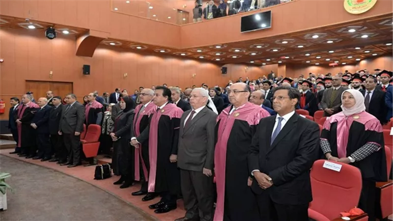 بالصور.. حفل تخرج الدفعة السابعة من الطلاب الوافدين بكلية الطب جامعة المنصورة