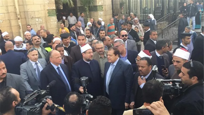 أبو العينين: تطوير 200 مسجدا وإنشاء مظلات لمساجد آل البيت مشابهة للمسجد النبوي .. و100 عملية زرع قرنية لغير القادرين .. و100 منحة تعليمية لأبناء الشهداء