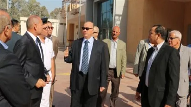 محافظ القاهرة: تسهيل اجراءات نقل الطلاب من منطقة الرزاز الى الاسمرات