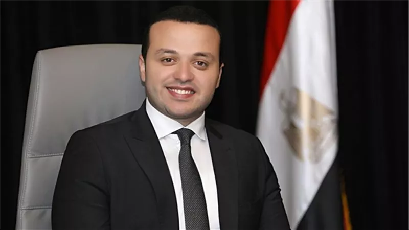 'مستقبل وطن' يعد دراسة حول زيارة الرئيس الفرنسي للقاهرة
