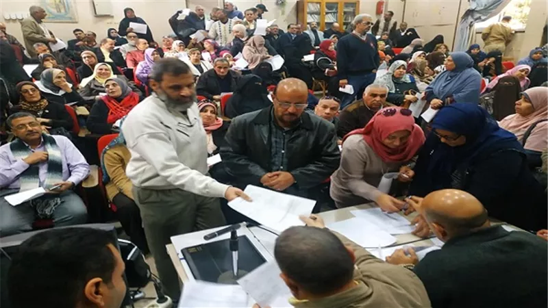 تعليم السويس تجرى اللقاء الأول بالمرشحين  للعمل رؤساء لجان لامتحانات الثانوية العامة