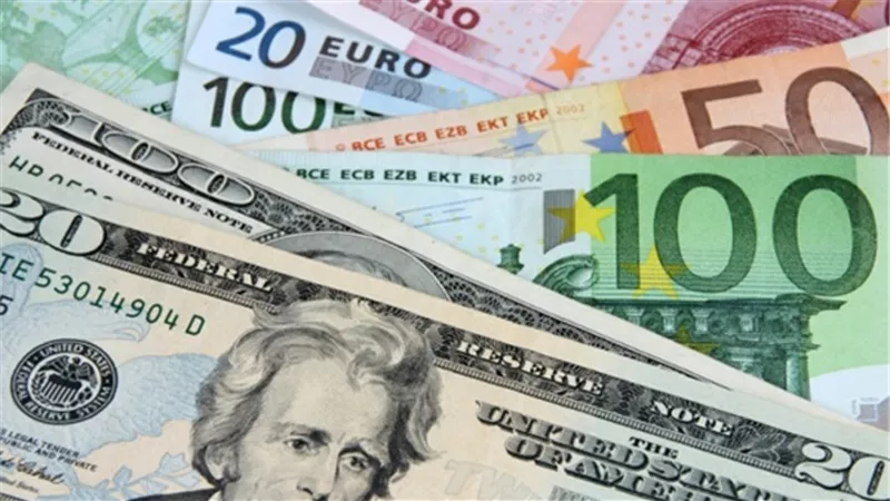 أسعار العملات الأجنبية في الجمارك المصرية بعد تراجع سعر الدولار الجمركي
