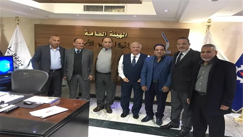 رئيس موانىء البحر الاحمر يعقد اجتماعا لمناقشة الموضوعات المهمة للمجتمع الملاحى