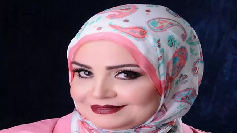 الليلة.. أمل منصور تناقش ظاهرة خلع الحجاب ببرنامج ساعة أمل 