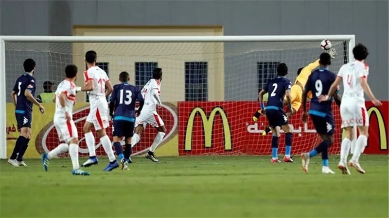 مفاجأة.. الزمالك يقترب من إقالة مدرب الفريق
