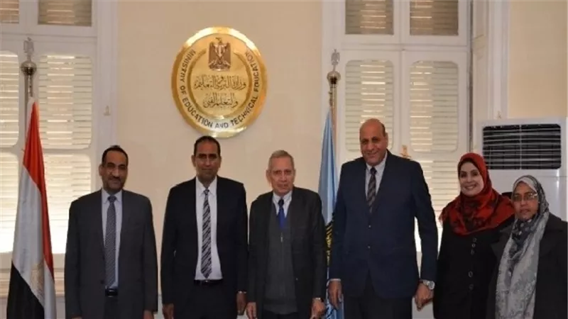 التعليم توقع بروتوكول تعاون مع كلية هندسة الطاقة بجامعة أسوان فى مجال تكنولوجيا الطاقة الشمسية 