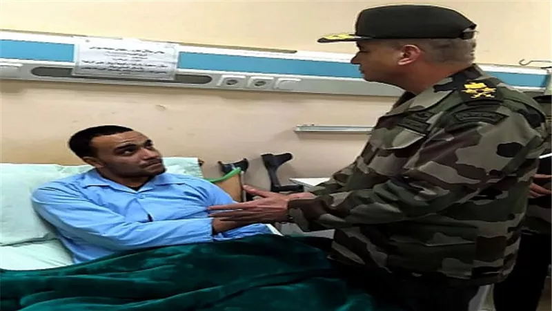 وزير الدفاع يزورالمرضى ومصابي القوات المسلحة بالمجمع الطبى للقوات المسلحة بكوبرى القبة