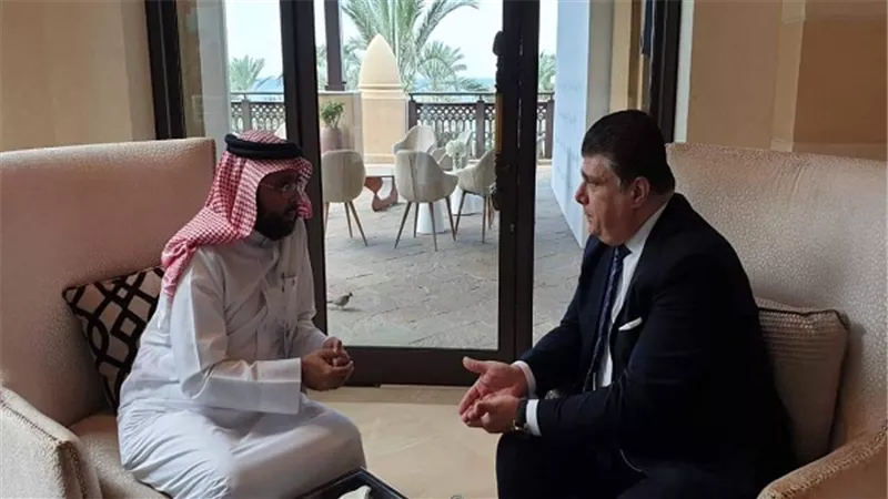 حسين زين يلتقي الرئيس التنفيذى لمركز الاتصال الوطنى بالبحرين لبحث سبل التعاون الاعلامي