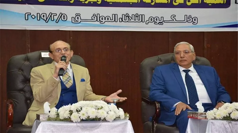 بالصور.. صبحي يشارك اهالي الدقهلية في عيدها القومي