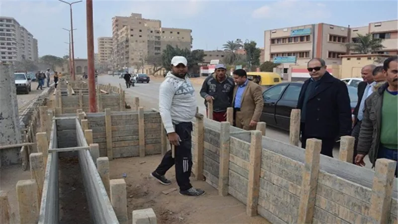 بالصور.. محافظ الغربية يتابع اعمال تطوير شارع الجلاء بطنطا